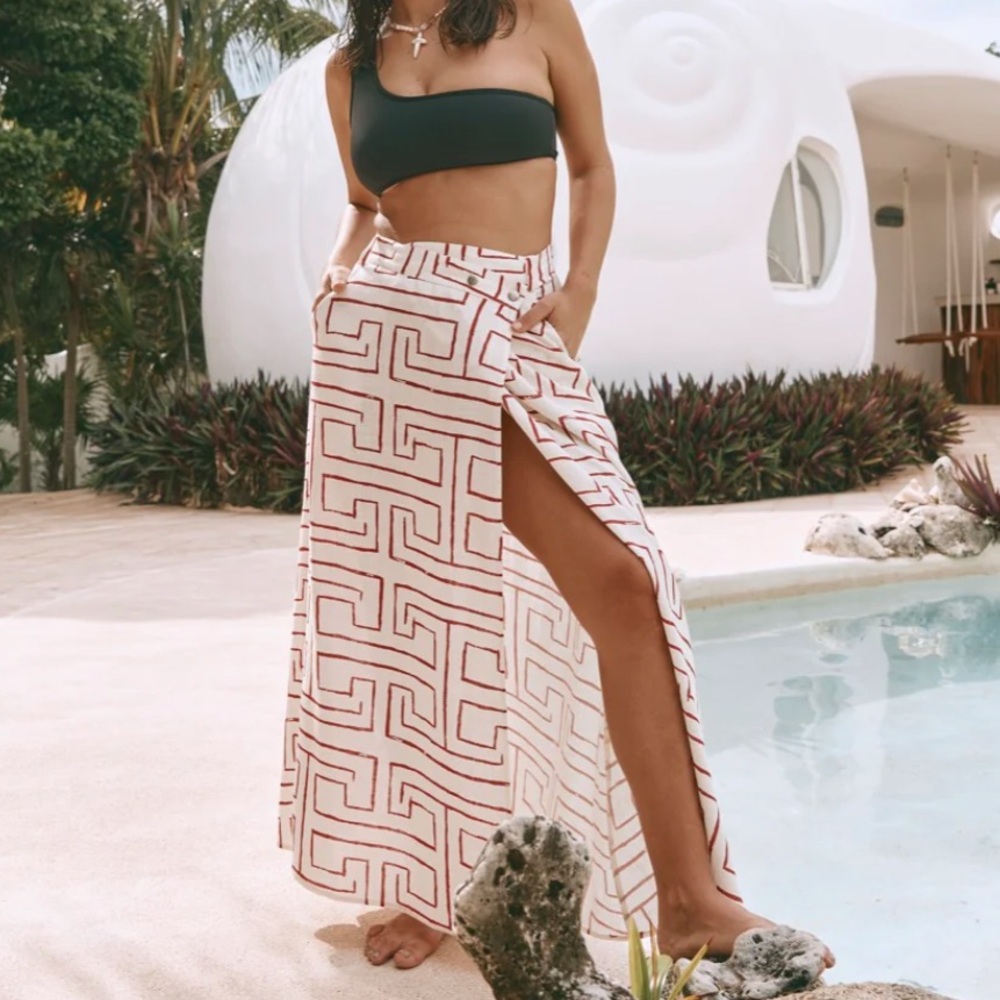 NWT verge girl skirt